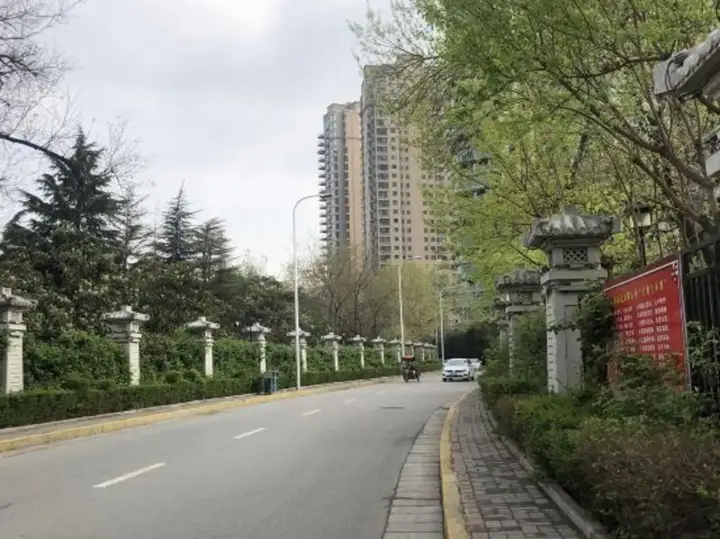 Сиань: Chang'an Jianuo Apartment
