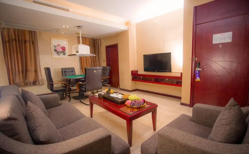 Шэньчжэнь: Shunyi Oriental Hotel Shenzhen Longhua Dalang