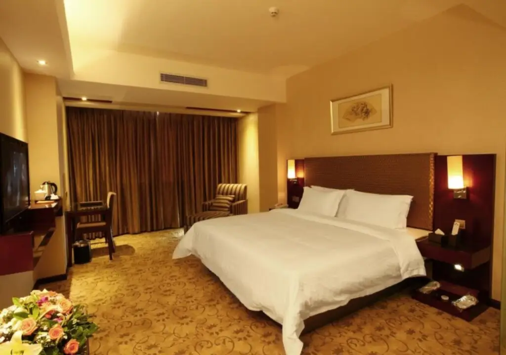 Шэньчжэнь: Shunyi Oriental Hotel Shenzhen Longhua Dalang
