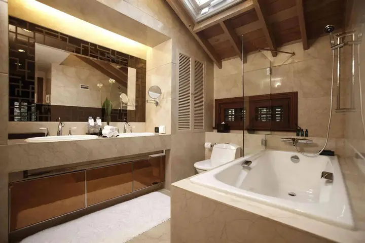 Шанхай: Hotel Massenet at Sinan Mansions