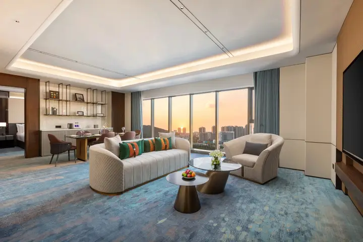 Далянь: Kerren Hotel
