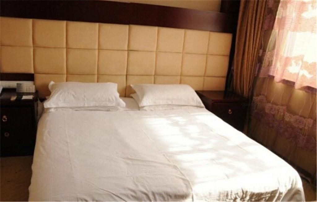 Ханчжоу: Hangzhou Tailong Business Hotel