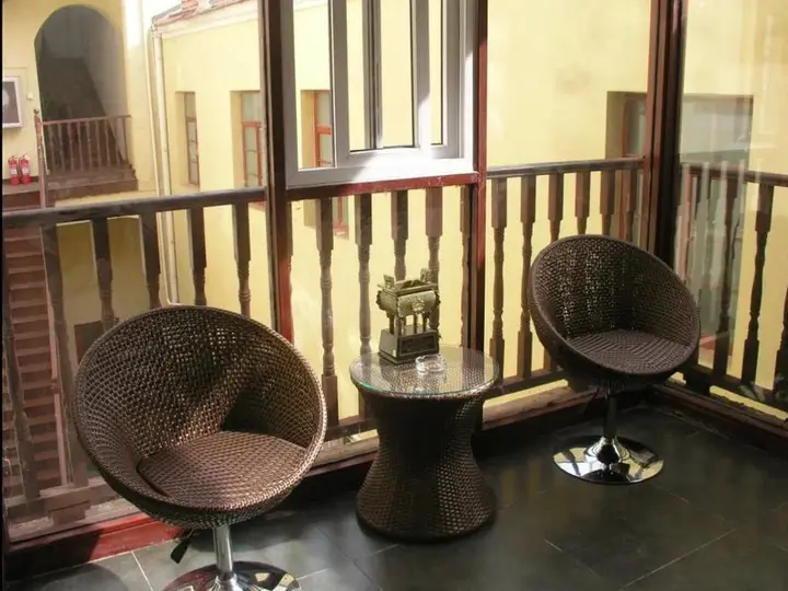 Циндао: Qingdao Aigo Inn