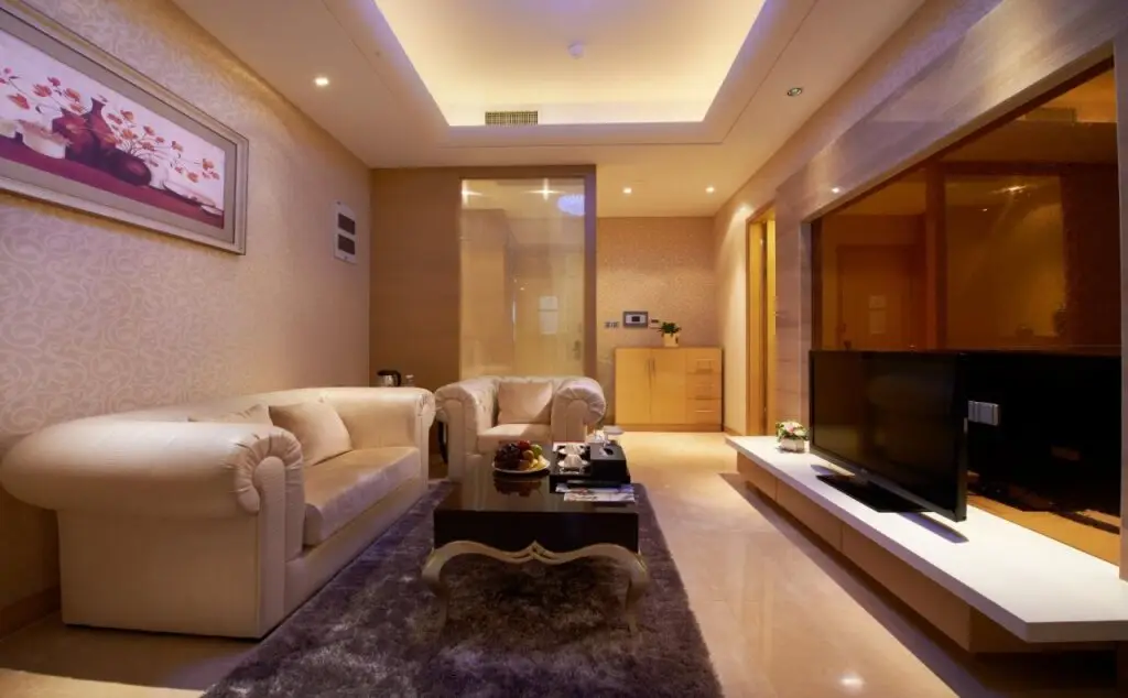Уси: Belgravia Suites