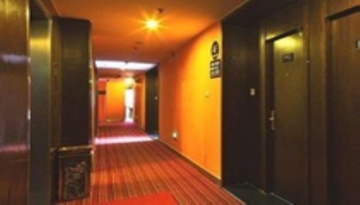 Янчжоу: Super 8 Hotel Yangzhou Shouxi Lake Wenchangge