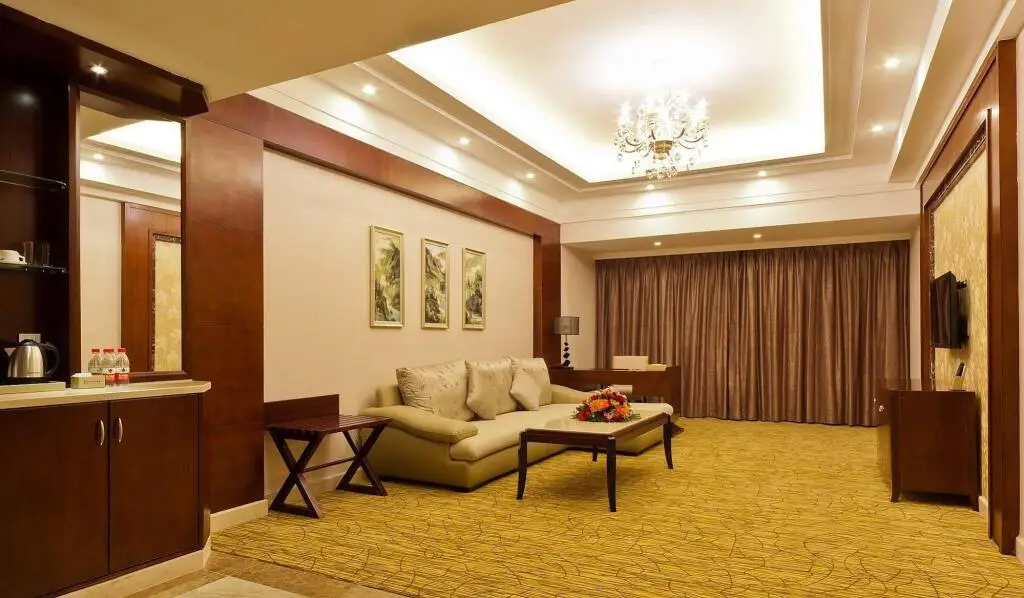 Haili Garden Hotel — фото 1