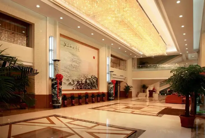 Далянь: Dalian Great Wall Hotel