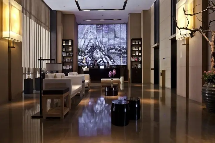 Ханчжоу: The East Hotel Hangzhou