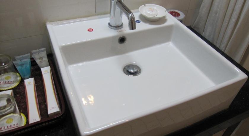 Сиань: Qindao Business Hotel Xian