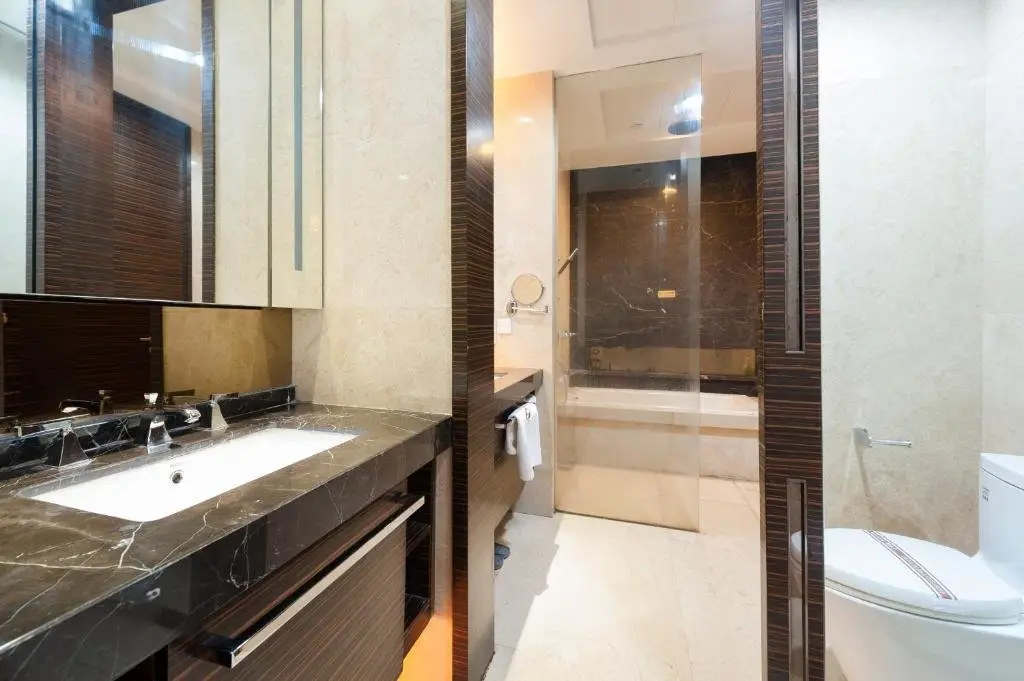 Гуанчжоу: Yicheng Pazhou Poly World Trade Centre Apartment