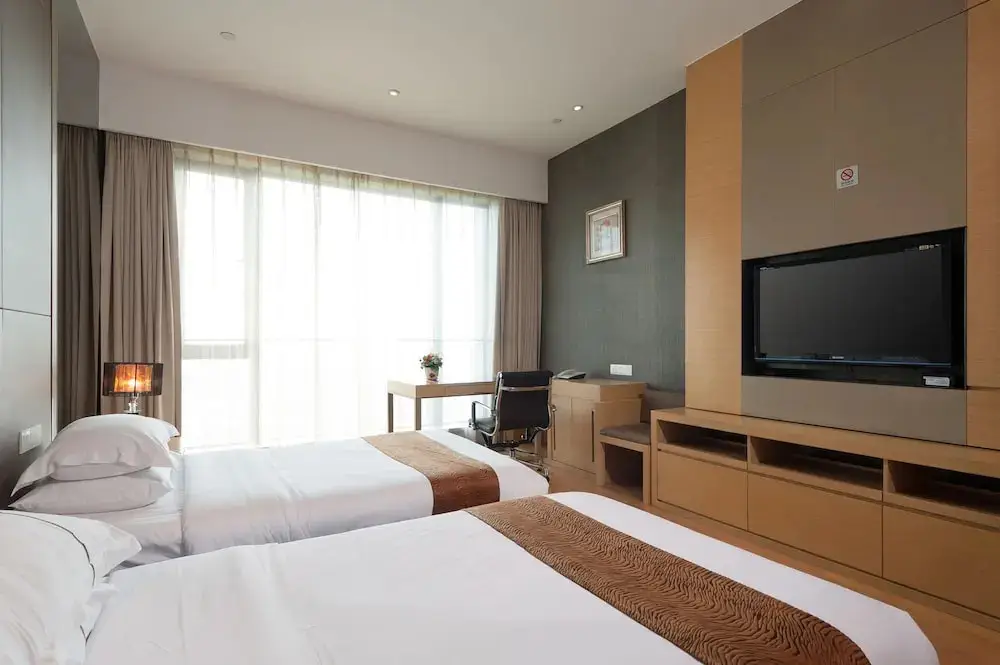Гуанчжоу: Yicheng Pazhou Poly World Trade Centre Apartment
