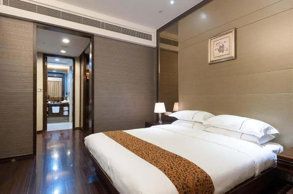 Гуанчжоу: Yicheng Pazhou Poly World Trade Centre Apartment