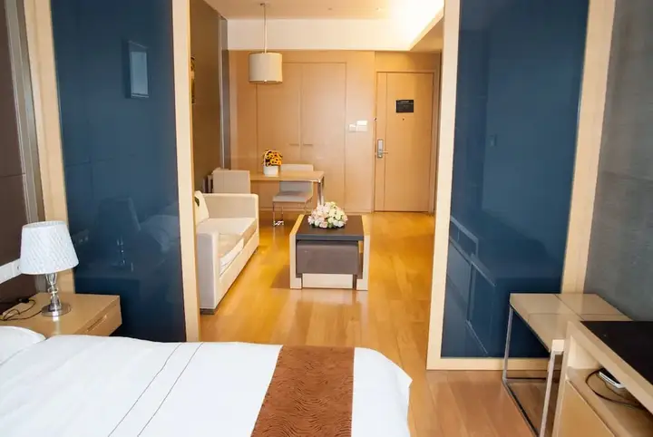 Гуанчжоу: Yicheng Pazhou Poly World Trade Centre Apartment
