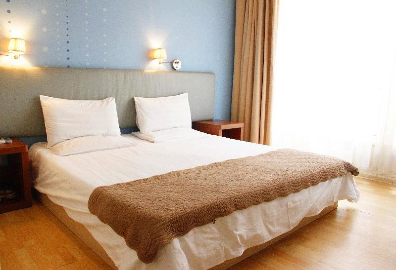 Пекин: Piao Home Inn Beijing Jianguomen