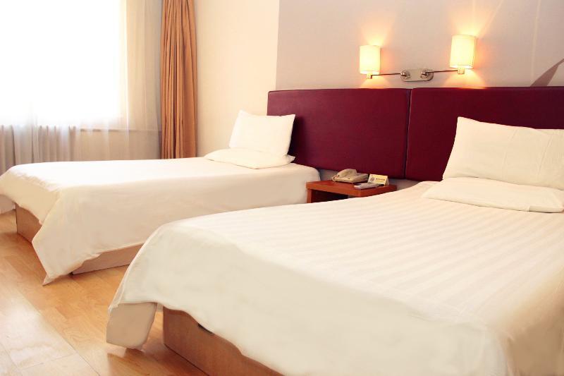 Пекин: Piao Home Inn Beijing Jianguomen