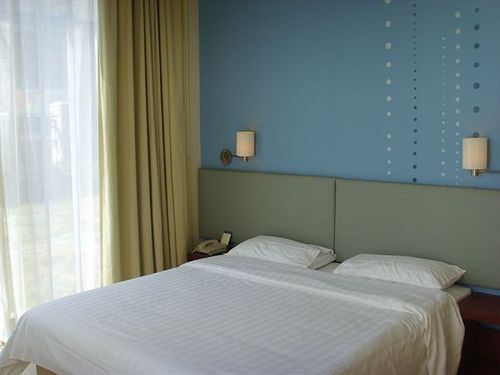 Piao Home Inn Qianmen — фото 1