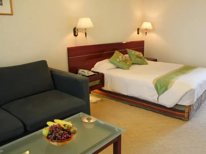 Гонконг: West Hotel