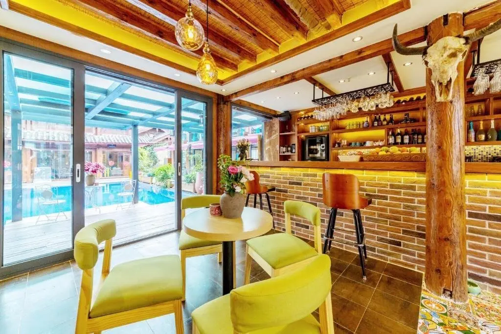 Лицзян: Lijiang Shuhe Xin Huifeng Resort Hotel