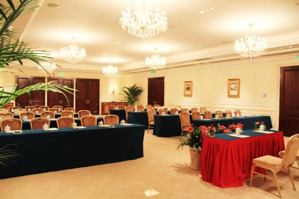 Шанхай: Shanghai Greentown Rose Garden Resort