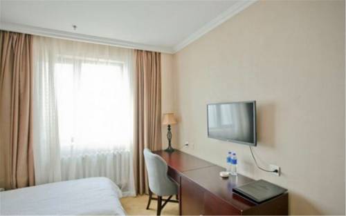 Далянь: Dalian HuaNeng Hotel