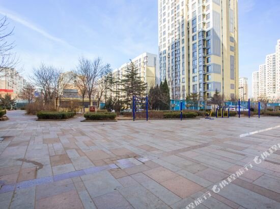 Далянь: Yingtuo Ailishe Apartments