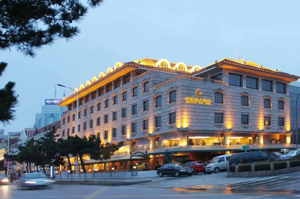 Qingdao Oceanwide Elite Hotel — фото 1
