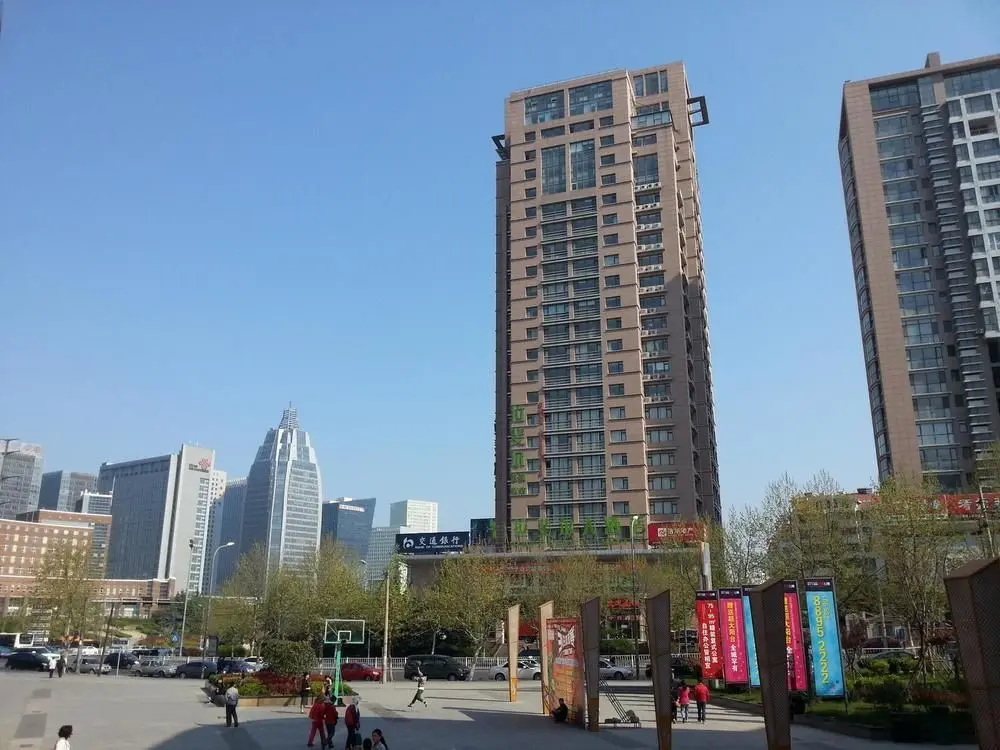 Циндао: Rafael Hotel