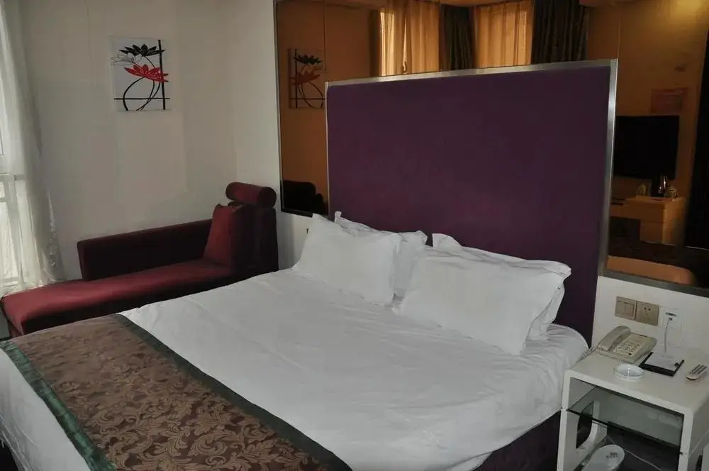 Циндао: Rafael Hotel