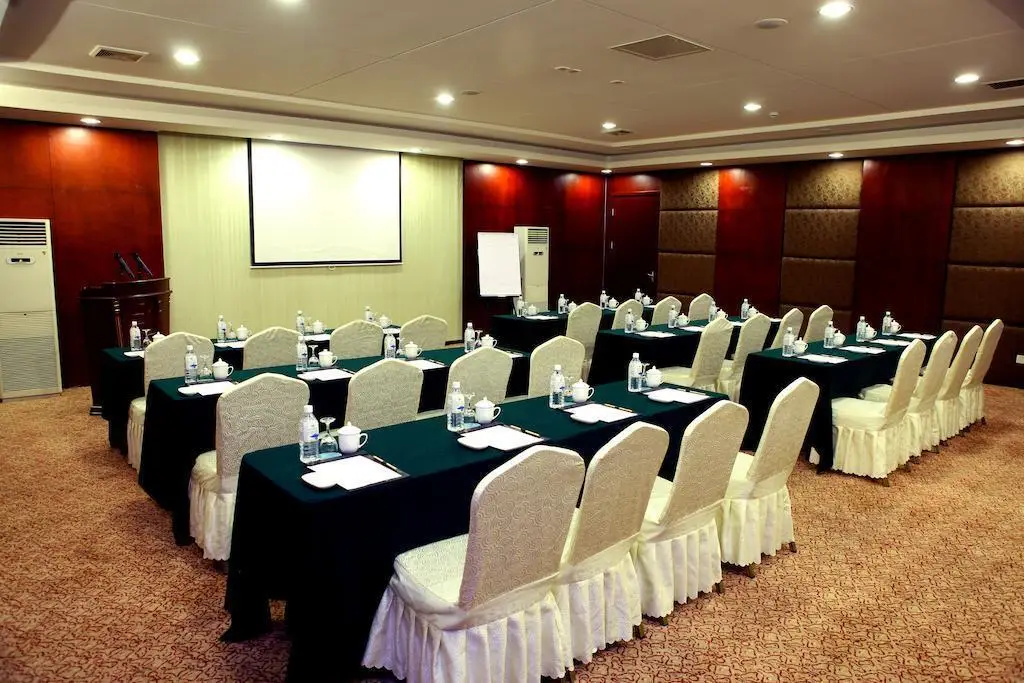 Шанхай: Onehome Yalong International Hotel