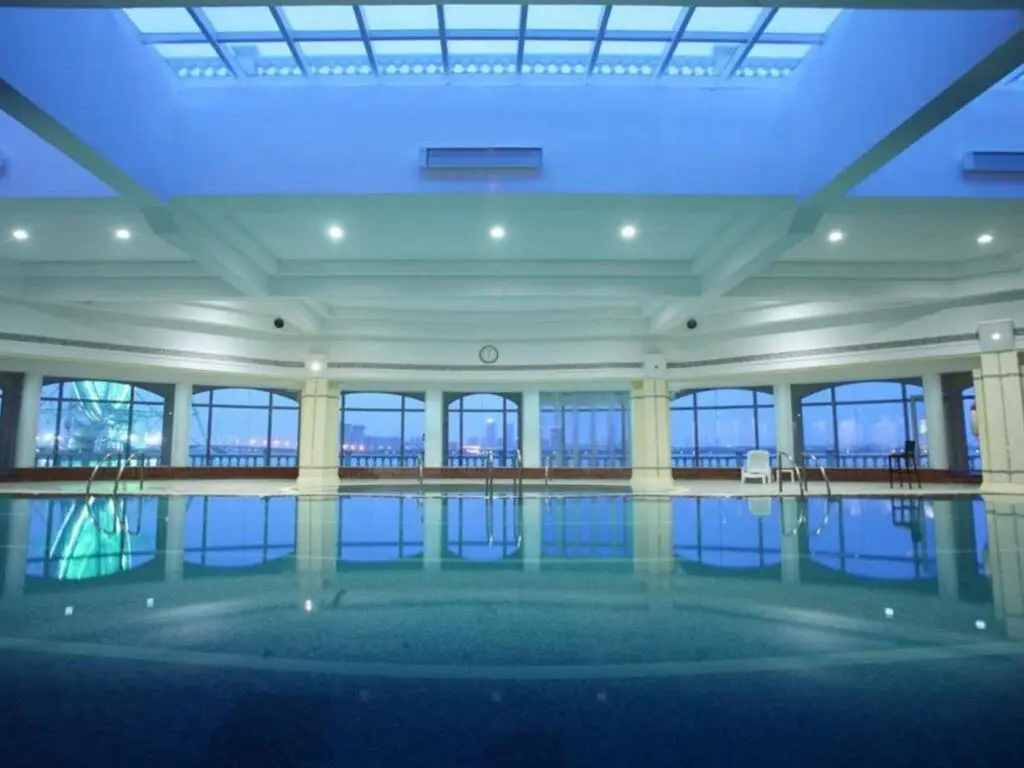 Уси: Wuxi Juna Hubin Hotel