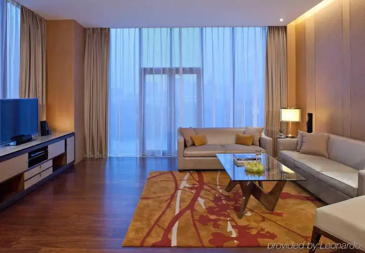 Шэньчжэнь: The Oct Harbour, Shenzhen - Marriott Executive Apartments
