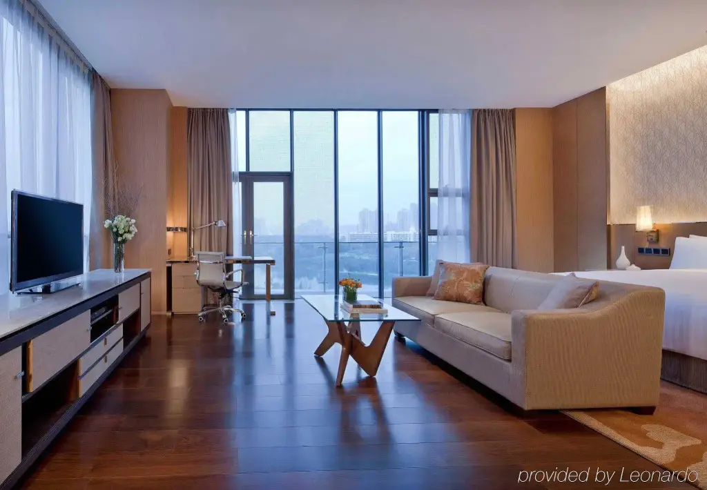 Шэньчжэнь: The Oct Harbour, Shenzhen - Marriott Executive Apartments