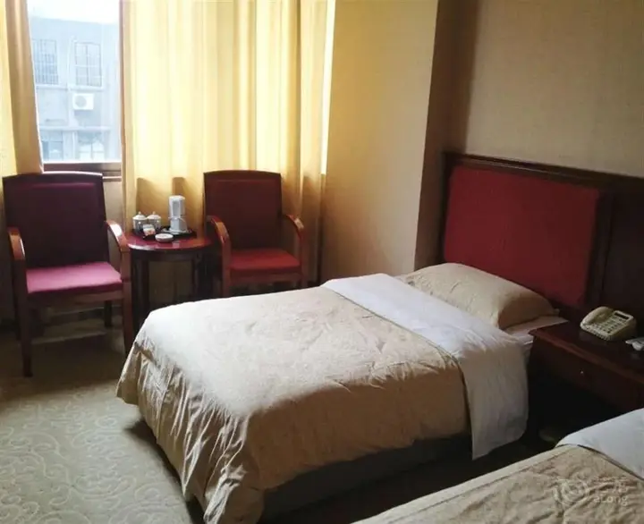 Гуанчжоу: Kaiserdom Hotel Ouzhuang Huayue