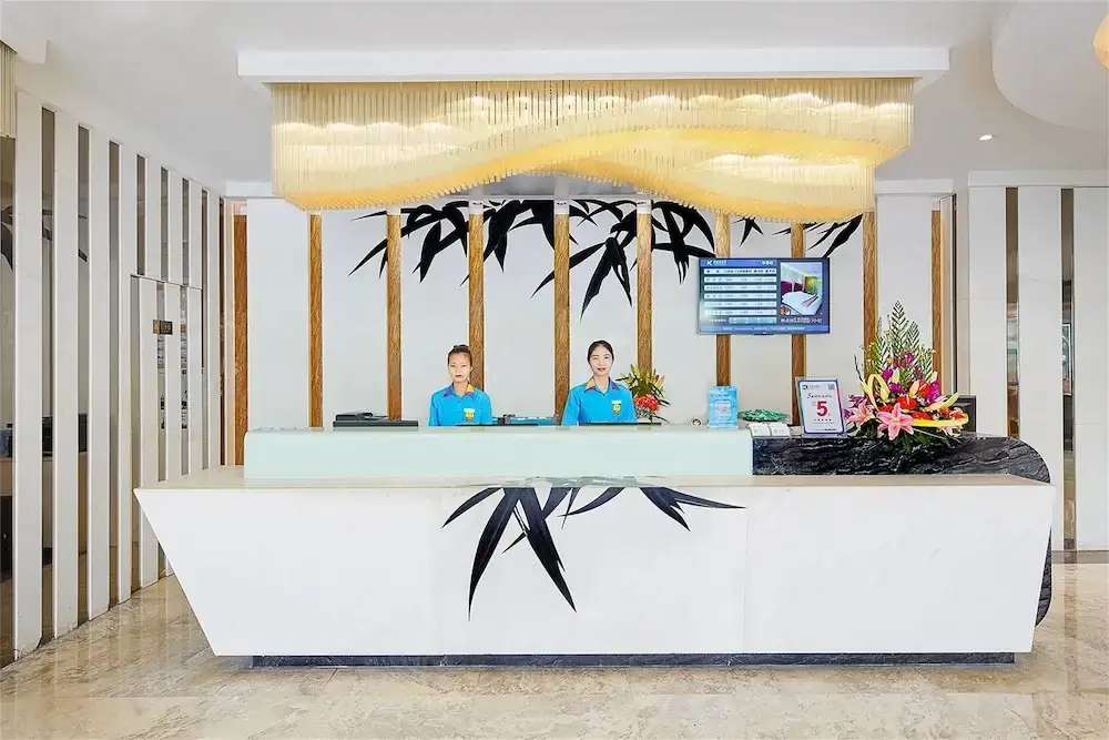 Гуанчжоу: Kaiserdom Hotel Ouzhuang Huayue