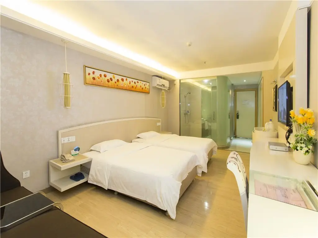 Гуанчжоу: Kaiserdom Hotel Huajian