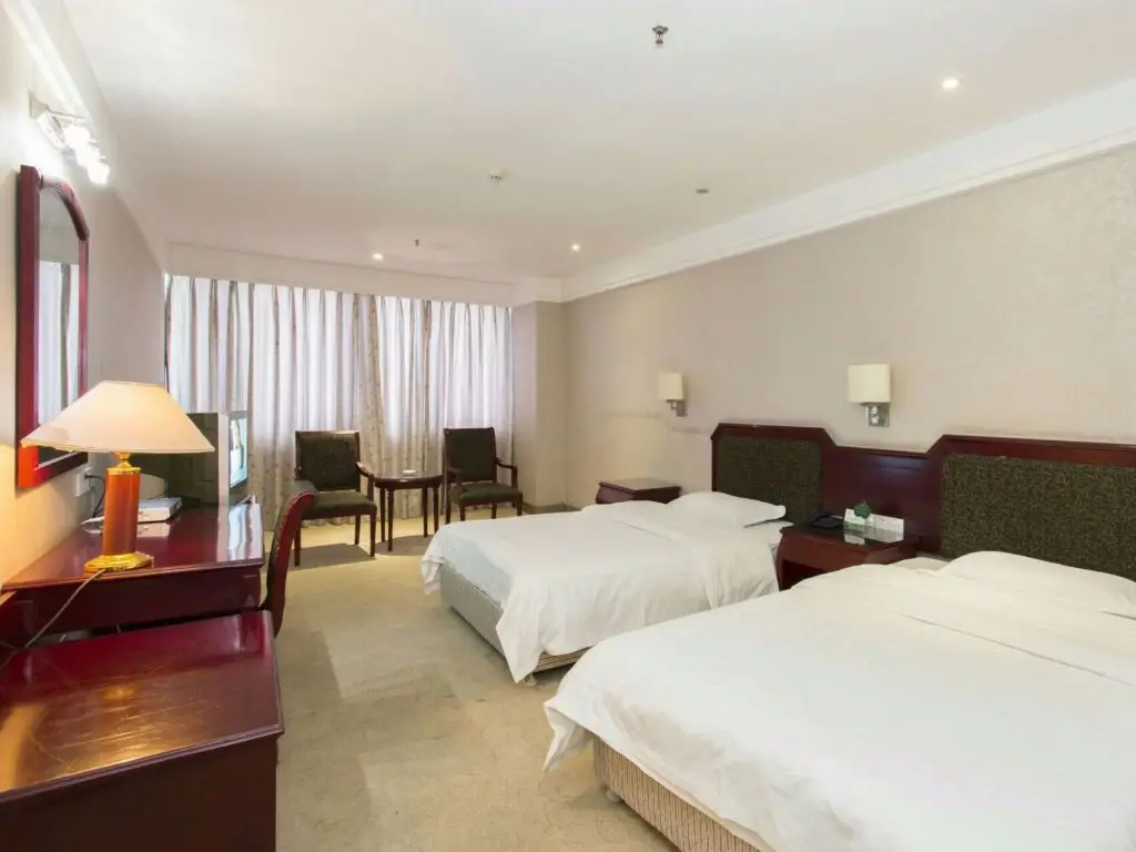 Гуанчжоу: Kaiserdom Hotel China Plaza