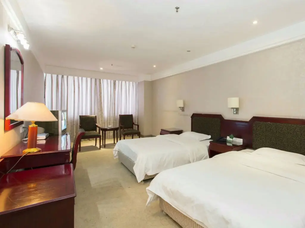 Гуанчжоу: Kaiserdom Hotel China Plaza