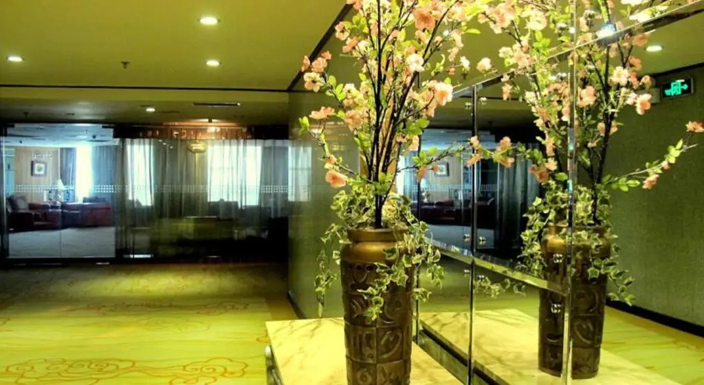 Sunway Hotel — фото 1