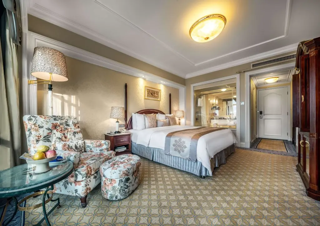 Куньмин: Kunming Green Lake Hotel
