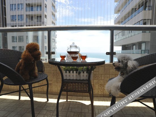 Санья: Sanya Duoleju Family Seaview Apartment