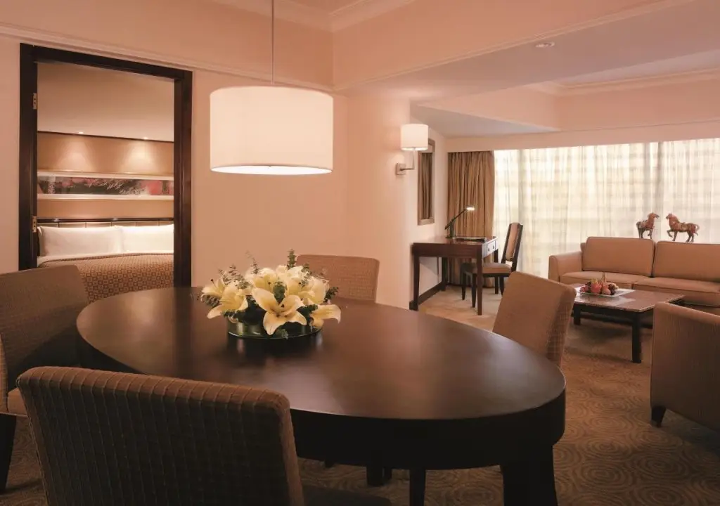 Сиань: Shangri-La Golden Flower, Xian