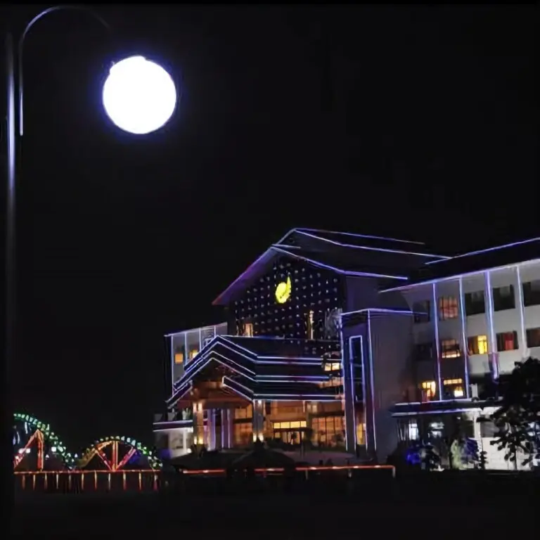 Бочжоу: GuoyangJinling Resort ANHUI CHINA