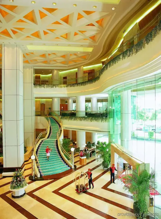 Шэньчжэнь: Renaissance Shenzhen Luohu Hotel