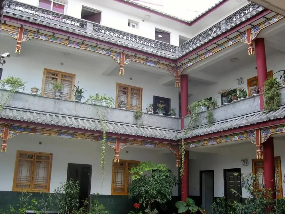 Дали: Dali Nanhanyuan Inn