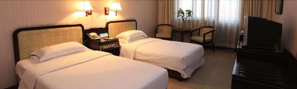 Пекин: Beijing International Shipping Hotel