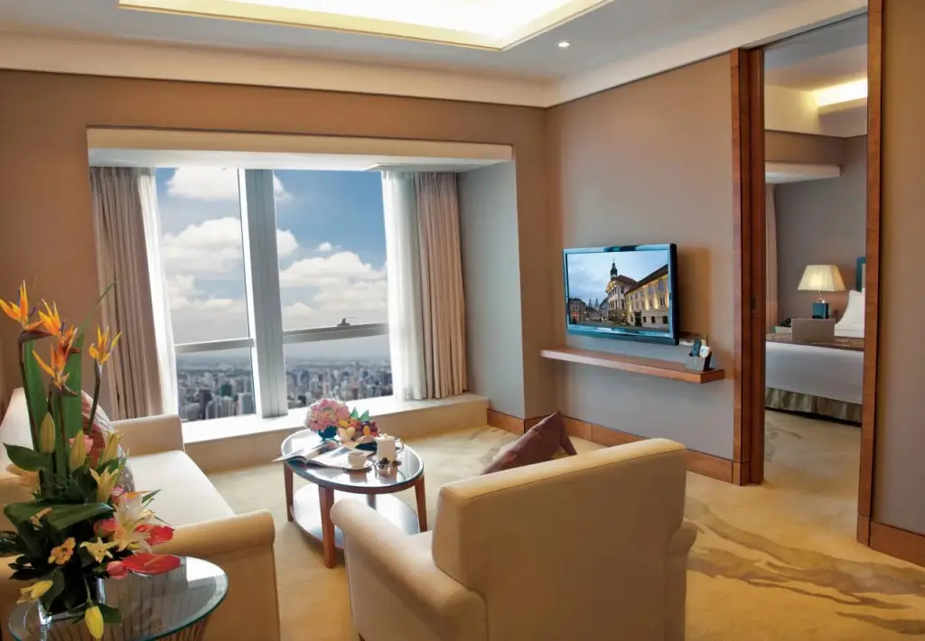 Гуанчжоу: Vertical City Hotel Guangzhou