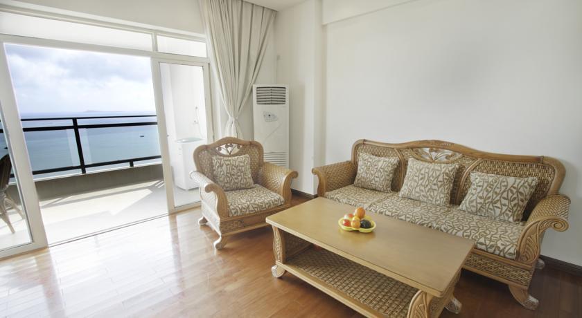 Санья: Sanya Blue Stone Sea-view Apartment