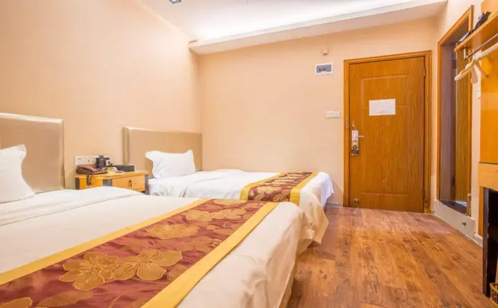 Шэньчжэнь: Shenzhen Lei Zhen Hotel