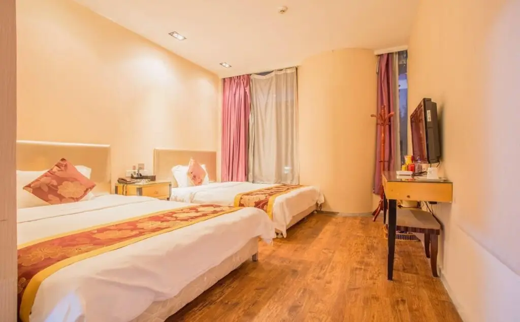 Шэньчжэнь: Shenzhen Lei Zhen Hotel