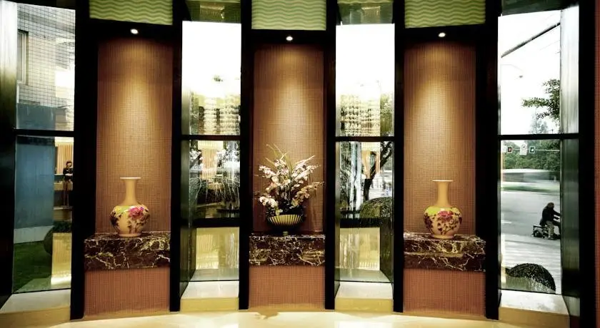 Pairui Hotel Chengdu — фото 1